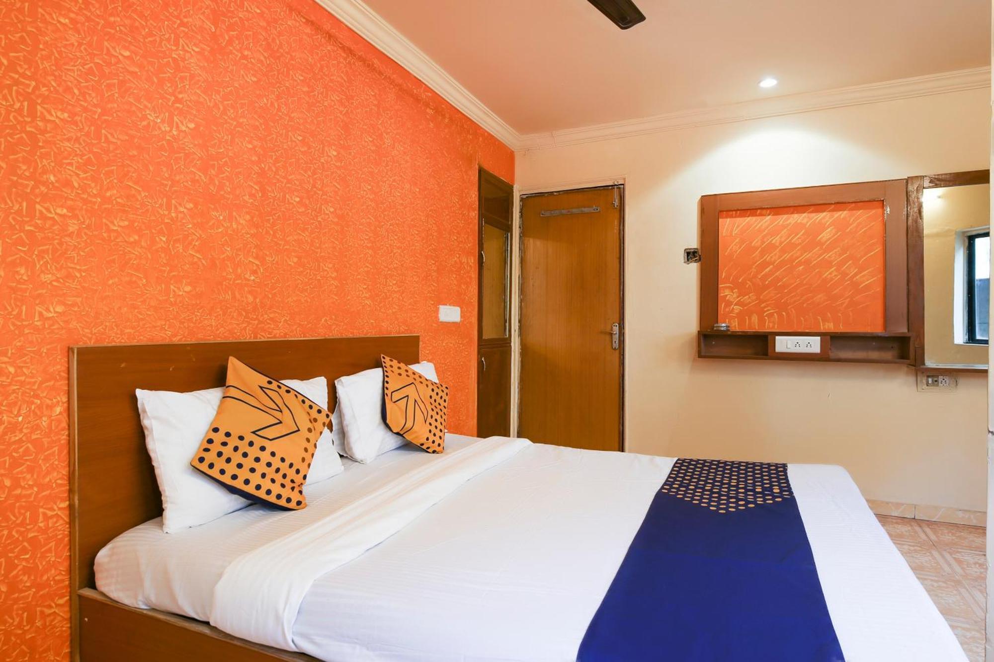 Hotel O Super Guest House Αχμπανταμπάντ Εξωτερικό φωτογραφία