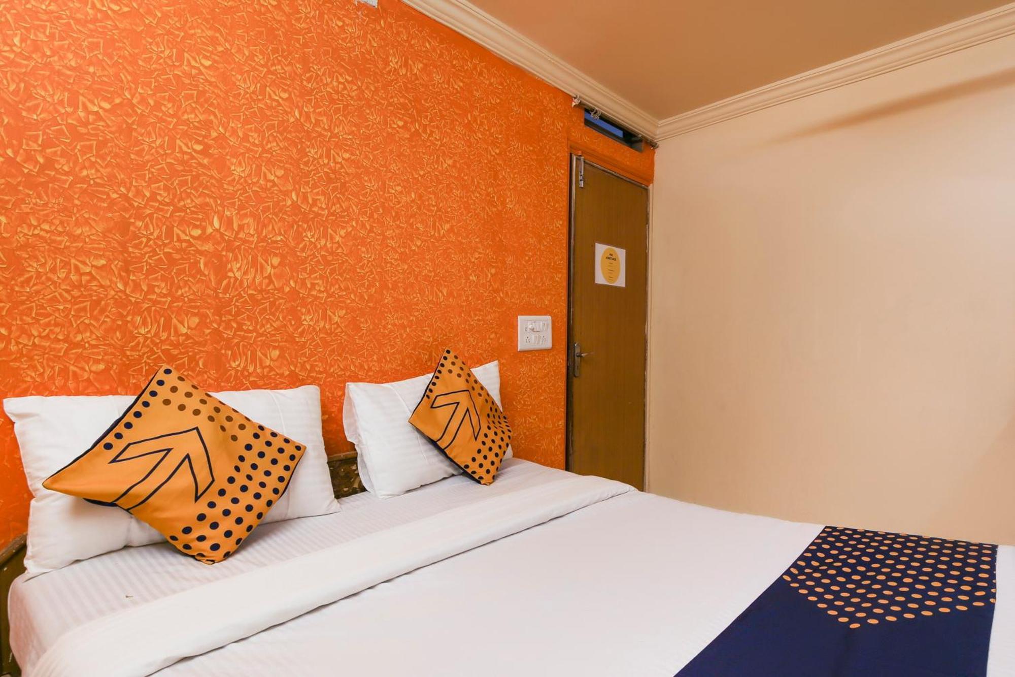 Hotel O Super Guest House Αχμπανταμπάντ Εξωτερικό φωτογραφία