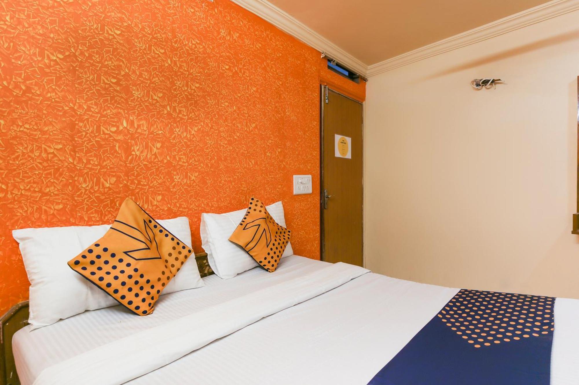Hotel O Super Guest House Αχμπανταμπάντ Εξωτερικό φωτογραφία