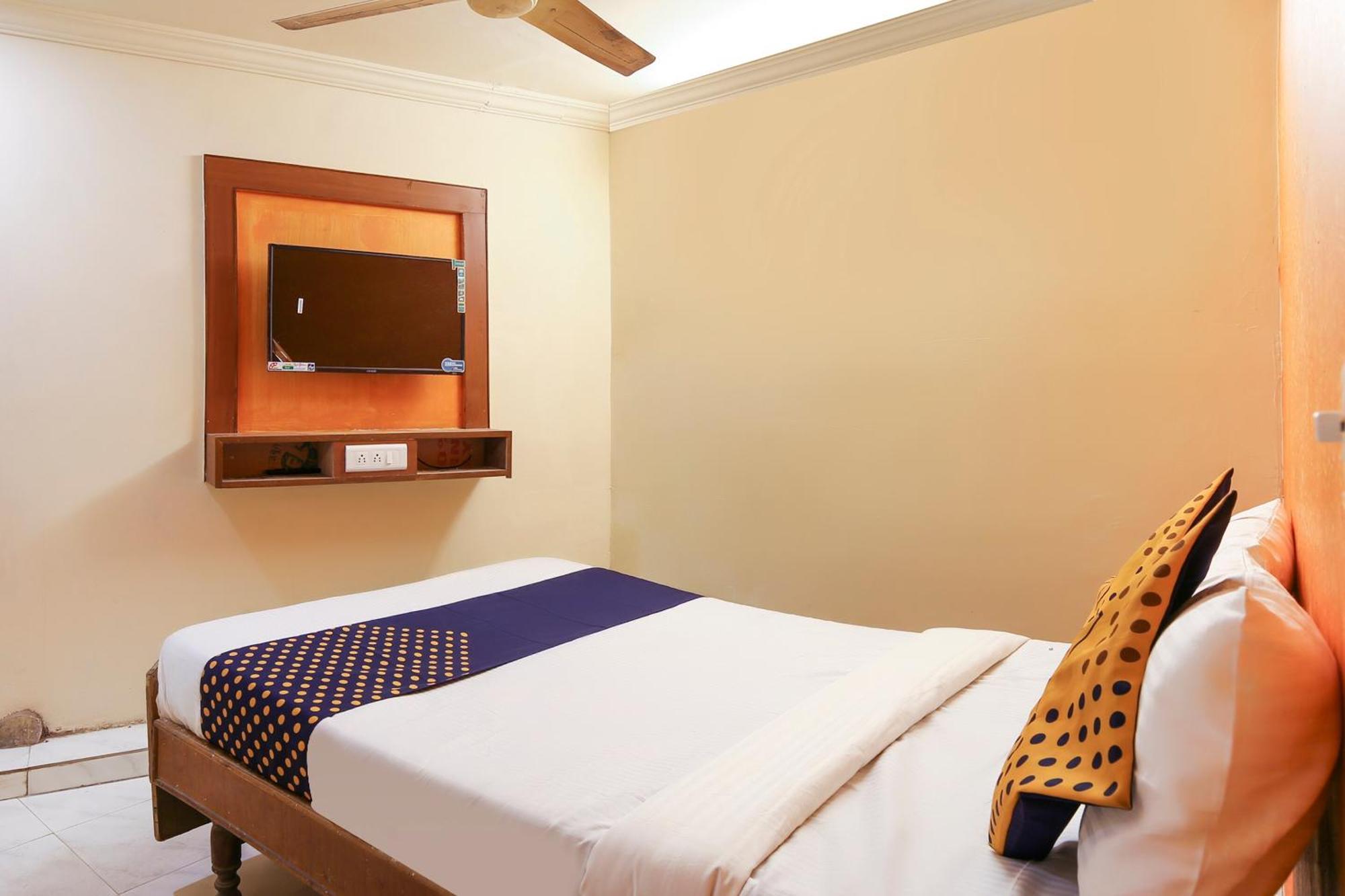 Hotel O Super Guest House Αχμπανταμπάντ Εξωτερικό φωτογραφία
